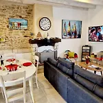 Pensionat Cocon St Hilaire, Maison Familiale Au Coeur De