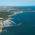 Cocon St Hilaire, Maison Familiale Au Coeur De 4*