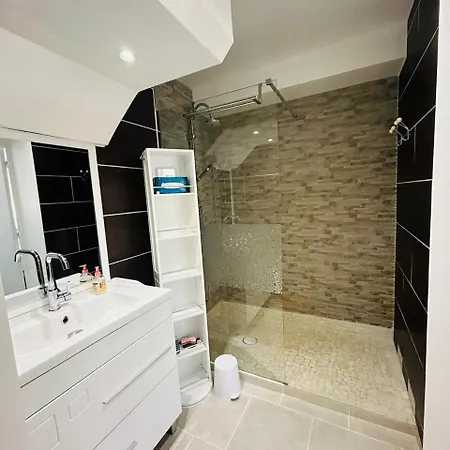 Cocon St Hilaire, Maison Familiale Au Coeur De Affittacamere