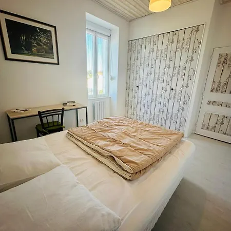 Cocon St Hilaire, Maison Familiale Au Coeur De
