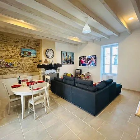 Cocon St Hilaire, Maison Familiale Au Coeur De Affittacamere 4*